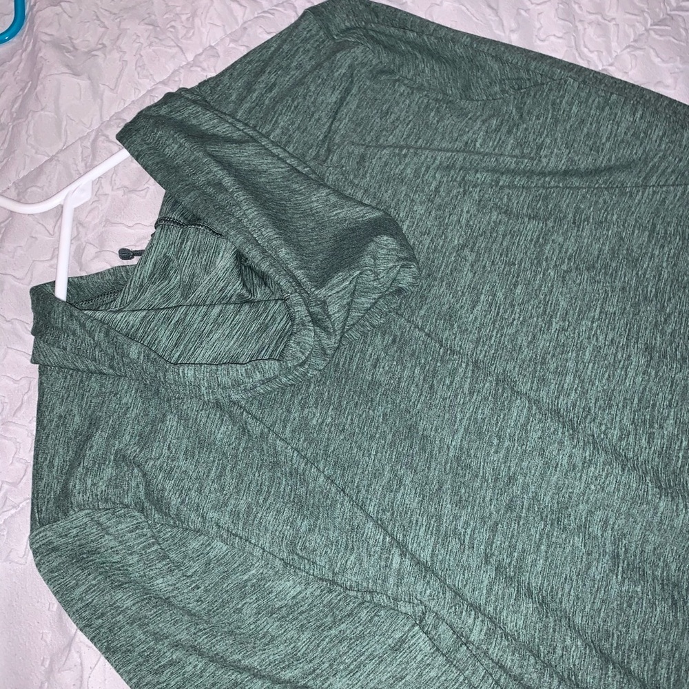 work out top - Picture 4 of 5